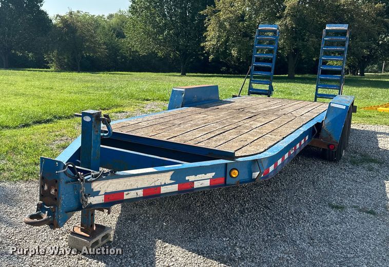 image for item LP9997 2015 Towmaster  equipment trailer