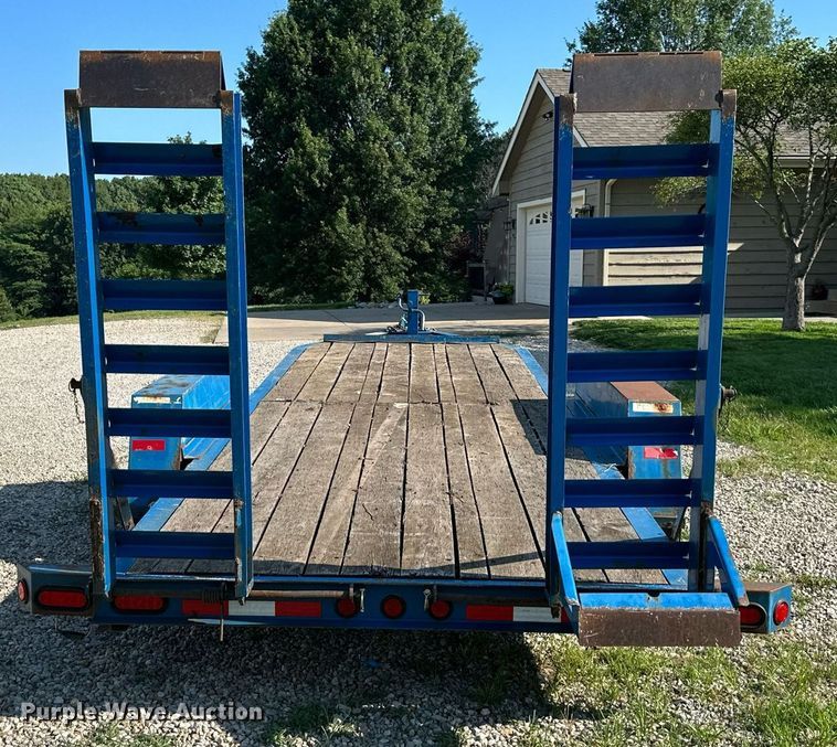 image for item LP9997 2015 Towmaster  equipment trailer