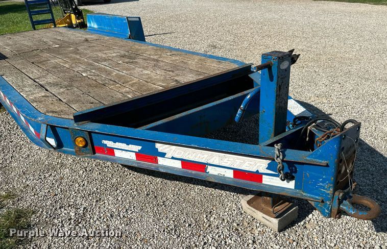 image for item LP9997 2015 Towmaster  equipment trailer