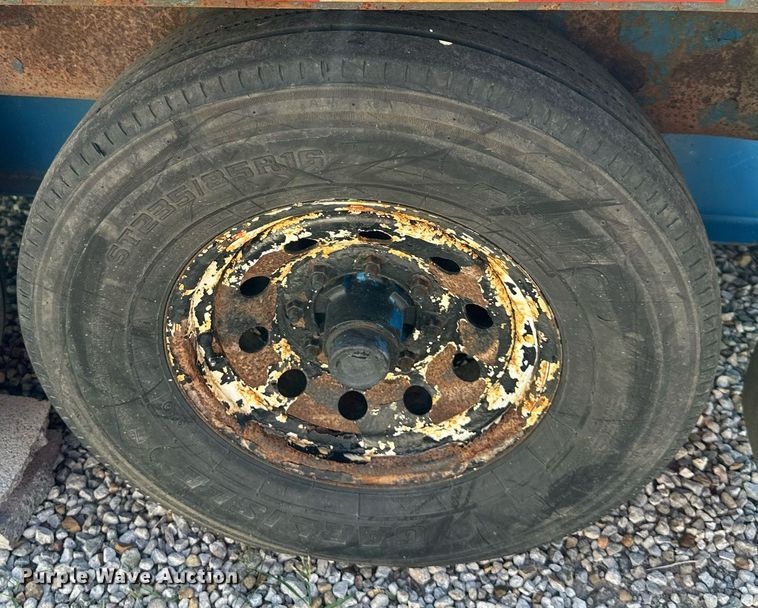 image for item LP9997 2015 Towmaster  equipment trailer