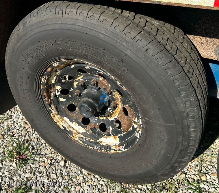 image for item LP9997 2015 Towmaster  equipment trailer