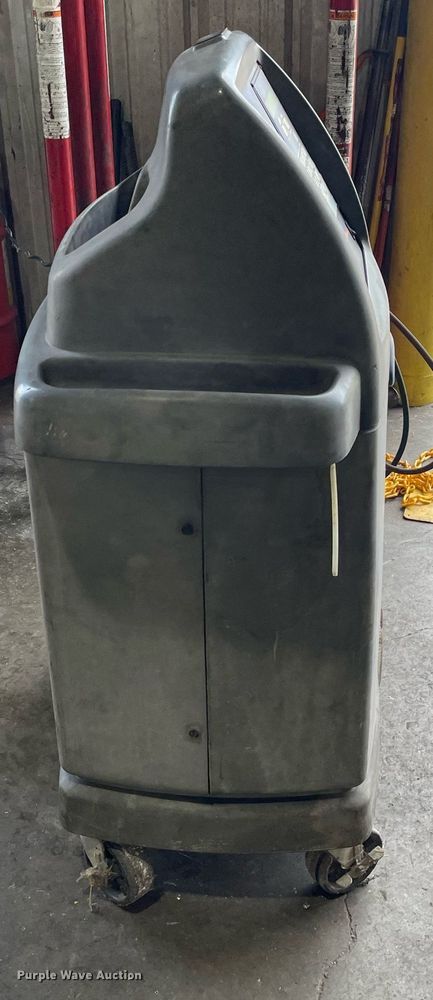 image for item LS9303 SPX Robinair Cooltech 34700Z  refrigerant recovery, recycling, and recharging station