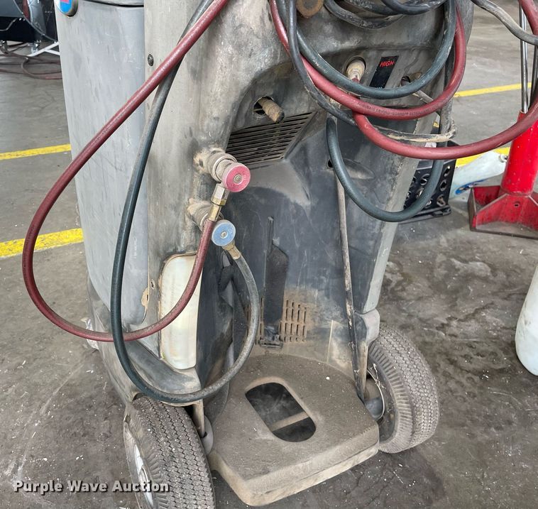 image for item LS9303 SPX Robinair Cooltech 34700Z  refrigerant recovery, recycling, and recharging station