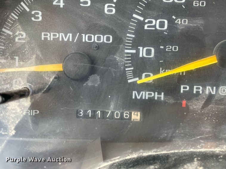 image for item LS9322 1998 Chevrolet Suburban 1500  SUV