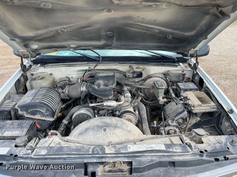 image for item LS9322 1998 Chevrolet Suburban 1500  SUV