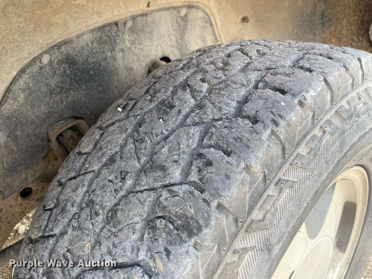 image for item LS9322 1998 Chevrolet Suburban 1500  SUV