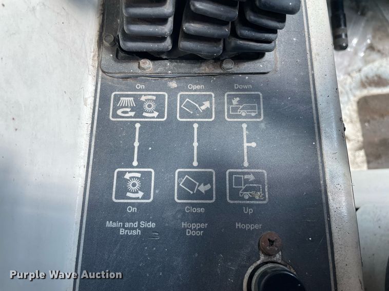 image for item LS9335 Tennant 355  sweeper