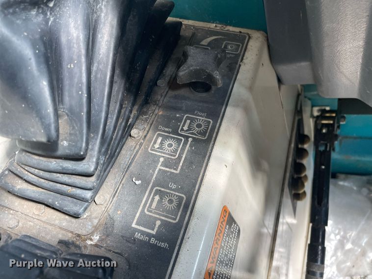 image for item LS9335 Tennant 355  sweeper