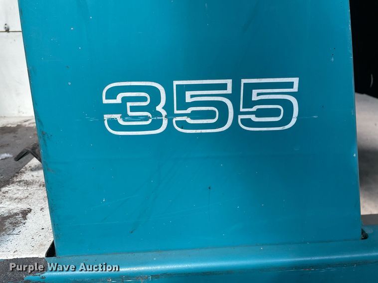 image for item LS9335 Tennant 355  sweeper