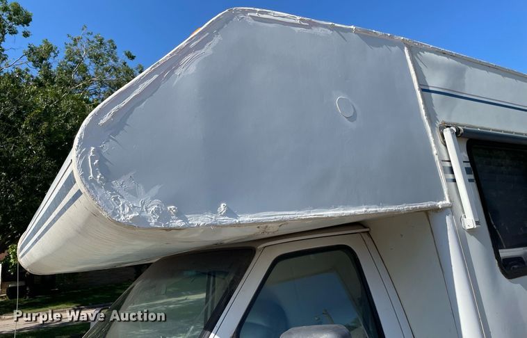 image for item LS9340 1995 Winnebago Minnie Winnie  RV