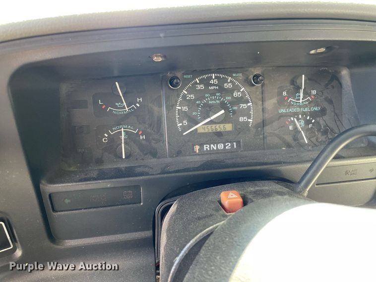 image for item LS9340 1995 Winnebago Minnie Winnie  RV