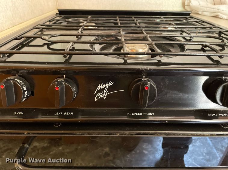 image for item LS9340 1995 Winnebago Minnie Winnie  RV