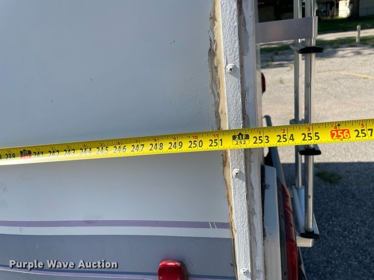 image for item LS9340 1995 Winnebago Minnie Winnie  RV