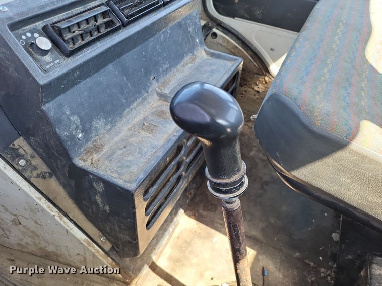 image for item LS9567 1997 Mack CS300P  truck cab and chassis