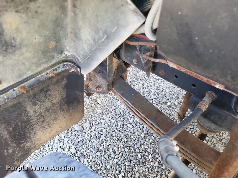 image for item LS9567 1997 Mack CS300P  truck cab and chassis