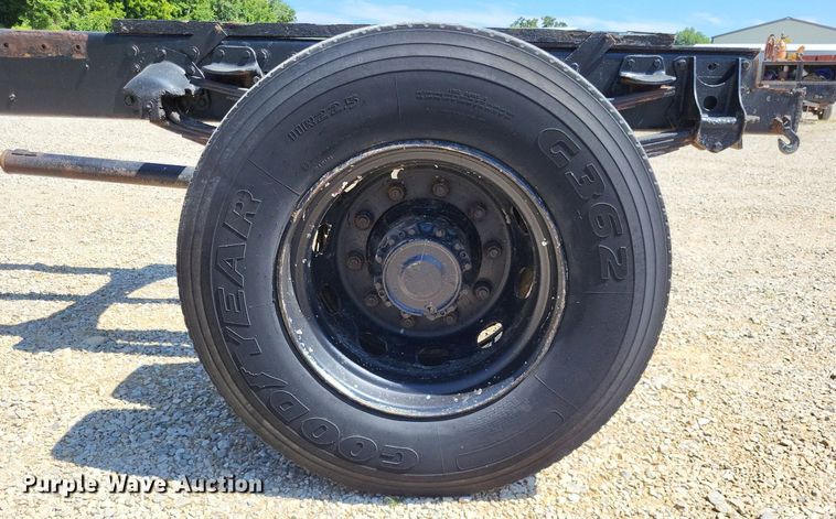 image for item LS9567 1997 Mack CS300P  truck cab and chassis