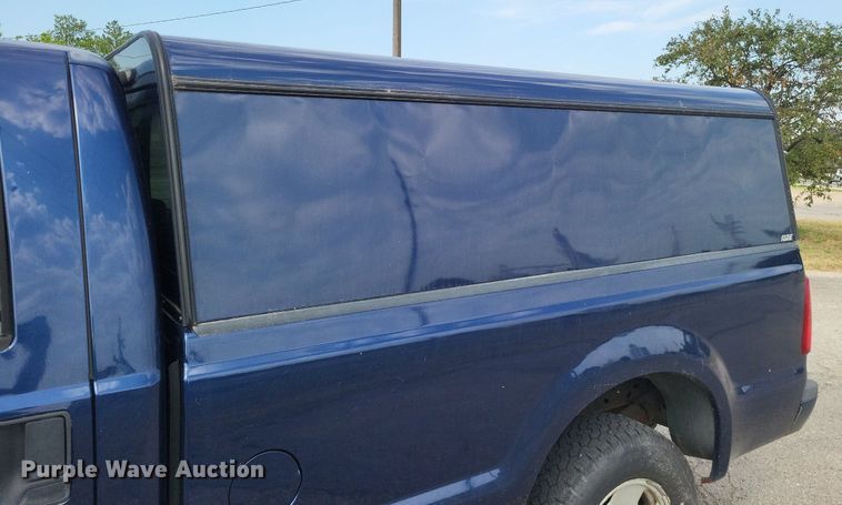 image for item LS9568 2008 Ford F250 Super Duty XL  Crew Cab pickup truck