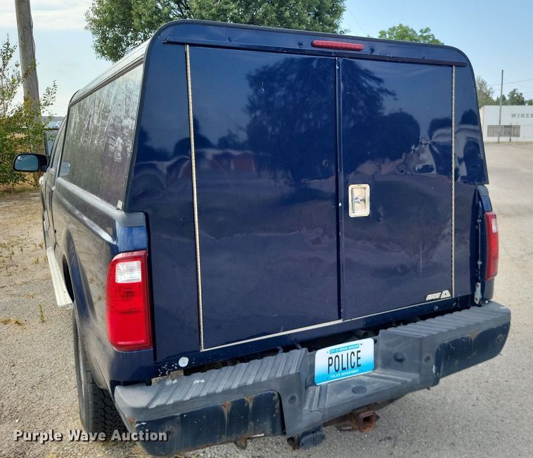 image for item LS9568 2008 Ford F250 Super Duty XL  Crew Cab pickup truck