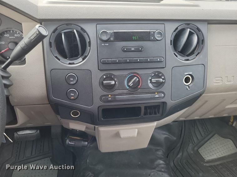 image for item LS9568 2008 Ford F250 Super Duty XL  Crew Cab pickup truck