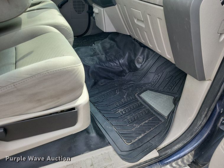 image for item LS9568 2008 Ford F250 Super Duty XL  Crew Cab pickup truck