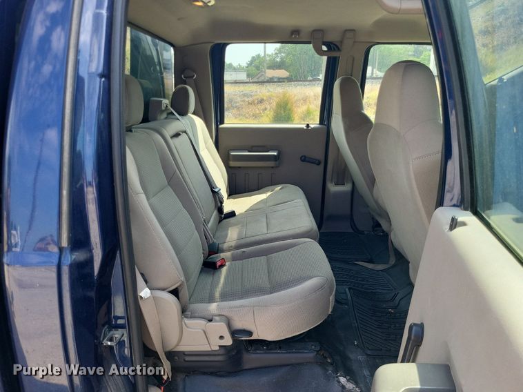 image for item LS9568 2008 Ford F250 Super Duty XL  Crew Cab pickup truck