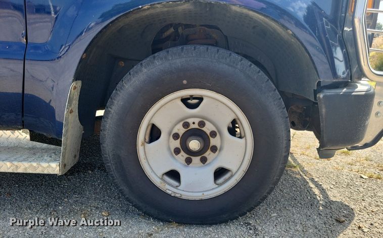 image for item LS9568 2008 Ford F250 Super Duty XL  Crew Cab pickup truck