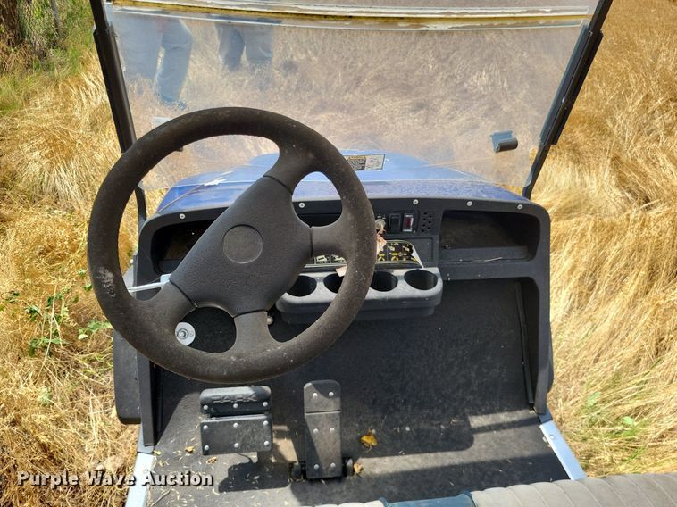 image for item LS9570 2009 Ez-go ST Express  golf cart