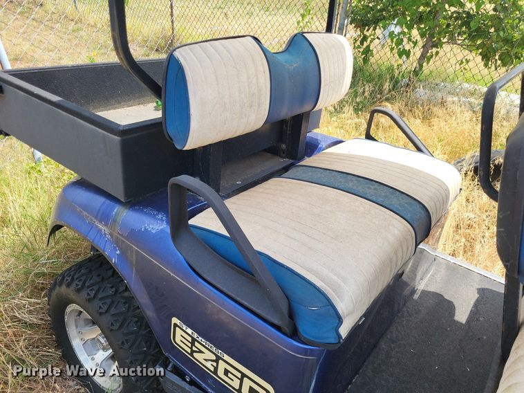 image for item LS9570 2009 Ez-go ST Express  golf cart
