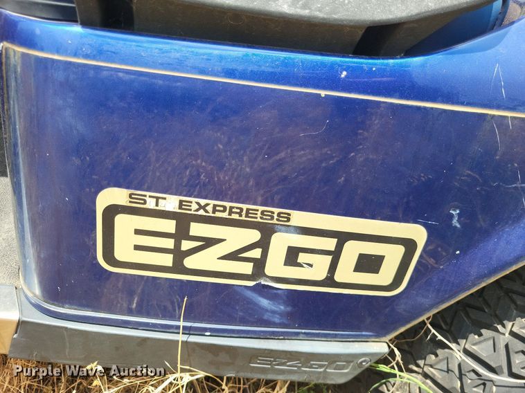 image for item LS9570 2009 Ez-go ST Express  golf cart