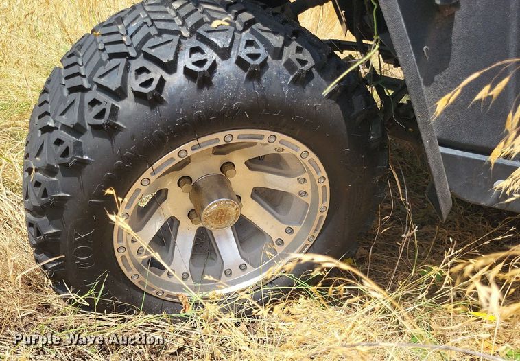 image for item LS9570 2009 Ez-go ST Express  golf cart