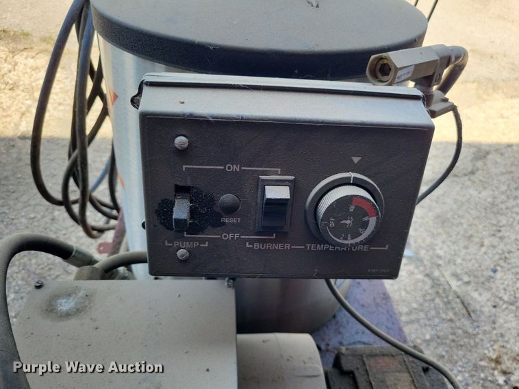 image for item LS9573 Hotsy HC165L.1  pressure washer