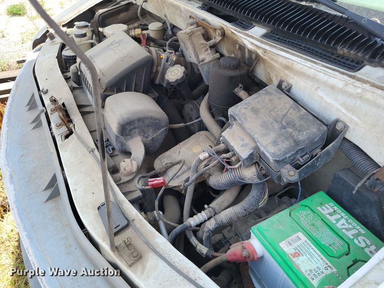 image for item LS9576 2002 Chevrolet Astro  van