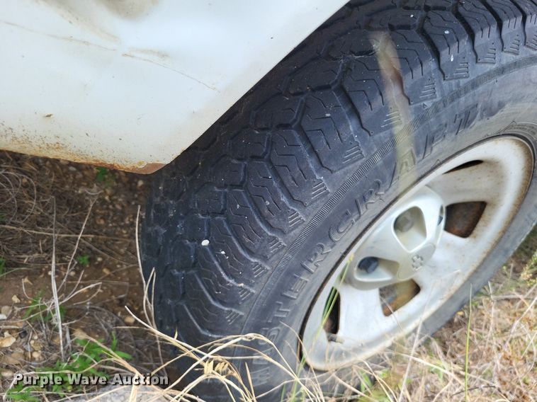 image for item LS9576 2002 Chevrolet Astro  van