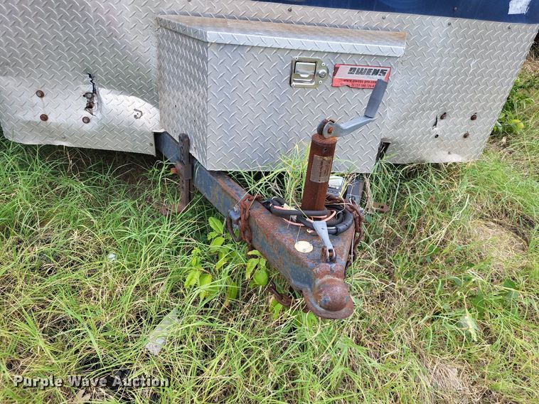 image for item LS9577 2002 Forest River CM714TA2  enclosed cargo trailer