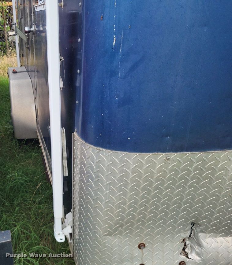 image for item LS9577 2002 Forest River CM714TA2  enclosed cargo trailer