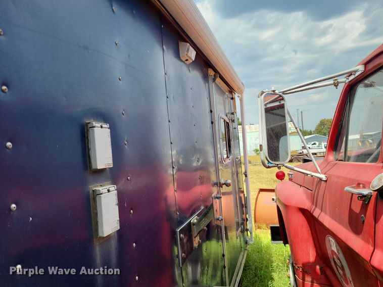 image for item LS9577 2002 Forest River CM714TA2  enclosed cargo trailer