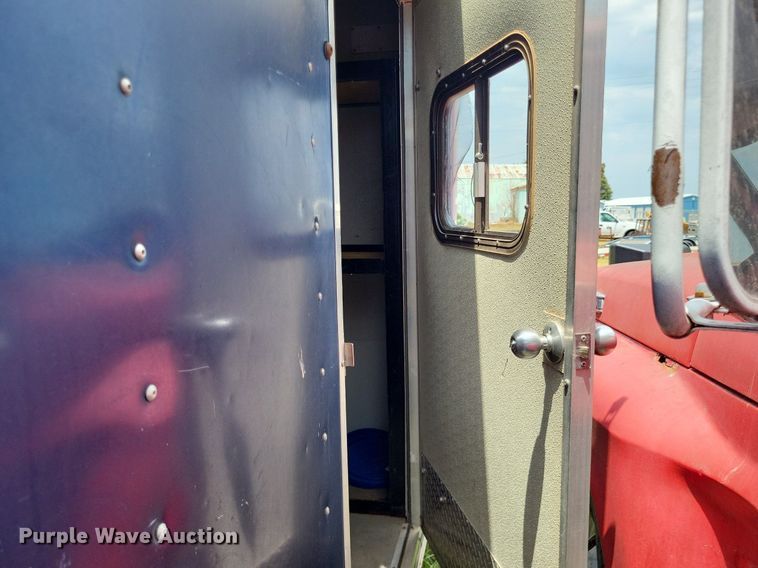 image for item LS9577 2002 Forest River CM714TA2  enclosed cargo trailer