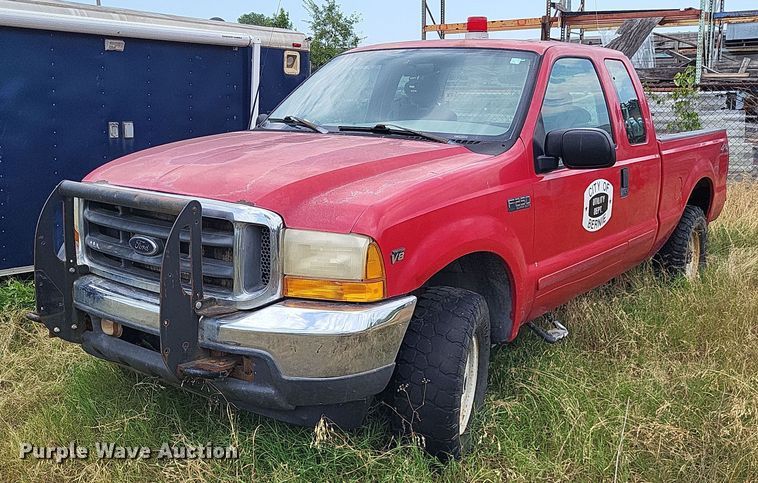 image for item LS9578 2001 Ford F250 Super Duty XLT  SuperCab pickup truck