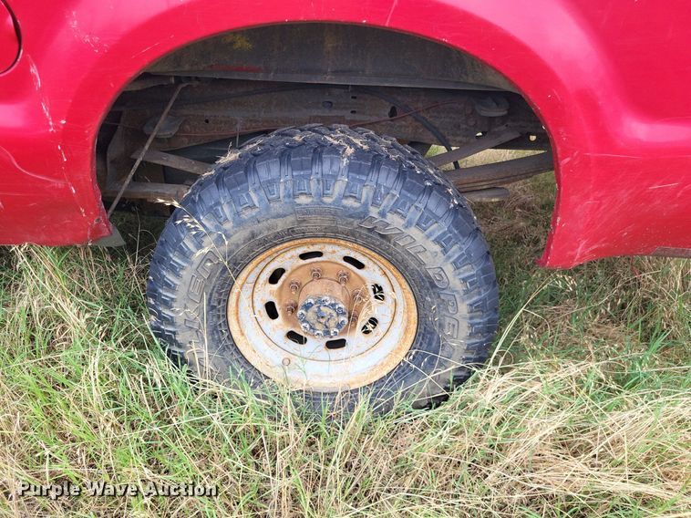 image for item LS9578 2001 Ford F250 Super Duty XLT  SuperCab pickup truck