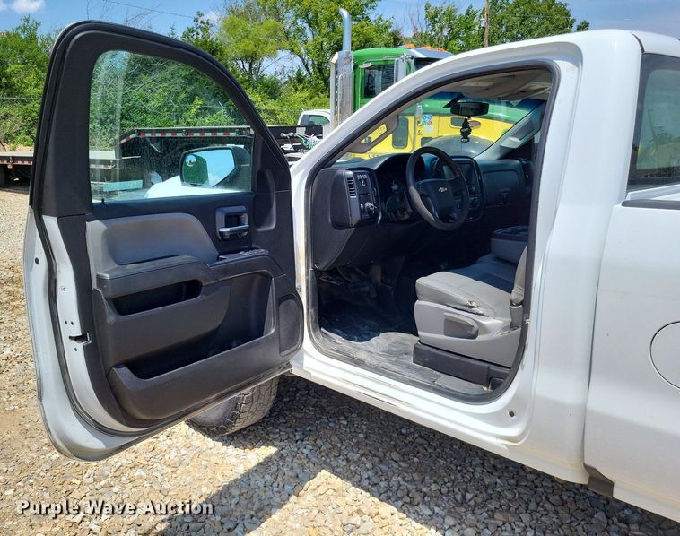 image for item LS9585 2016 Chevrolet Silverado 2500HD  pickup truck