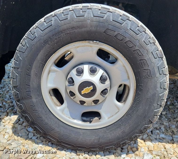 image for item LS9585 2016 Chevrolet Silverado 2500HD  pickup truck