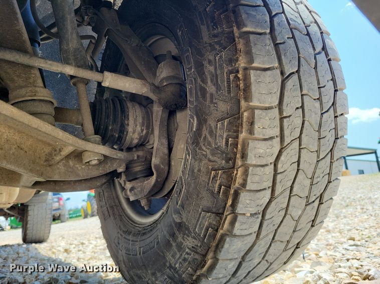 image for item LS9585 2016 Chevrolet Silverado 2500HD  pickup truck