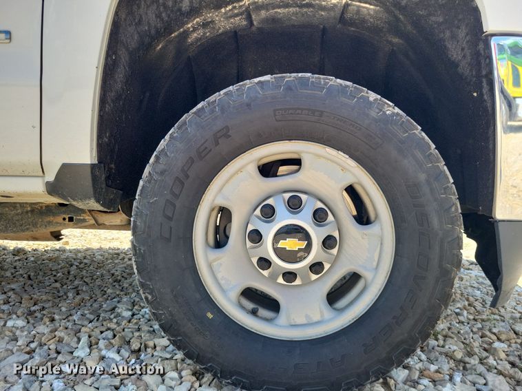 image for item LS9585 2016 Chevrolet Silverado 2500HD  pickup truck