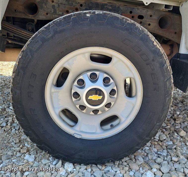 image for item LS9585 2016 Chevrolet Silverado 2500HD  pickup truck