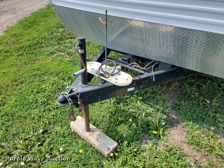 image for item LV9488 2005 Dutchmen  camper