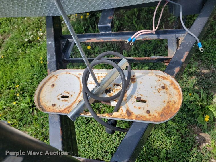 image for item LV9488 2005 Dutchmen  camper