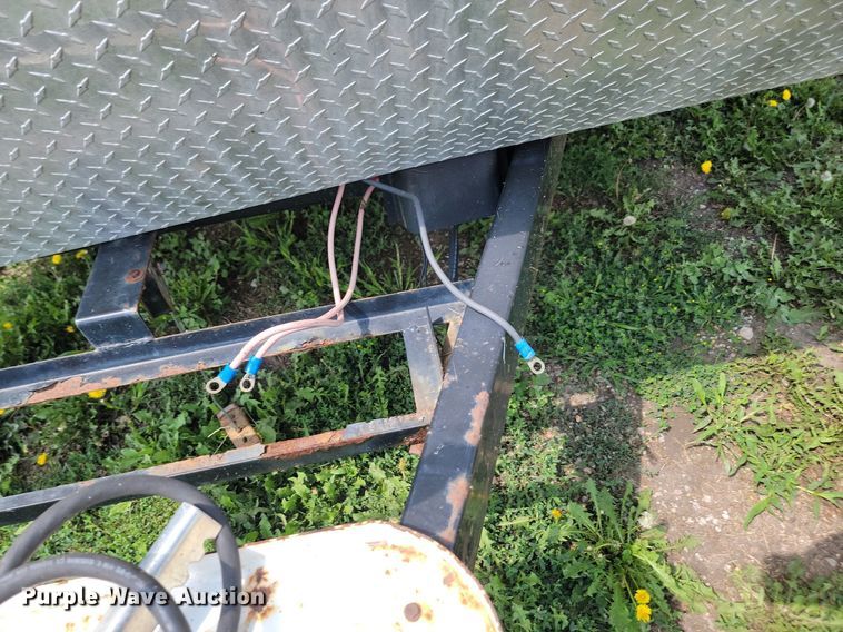 image for item LV9488 2005 Dutchmen  camper