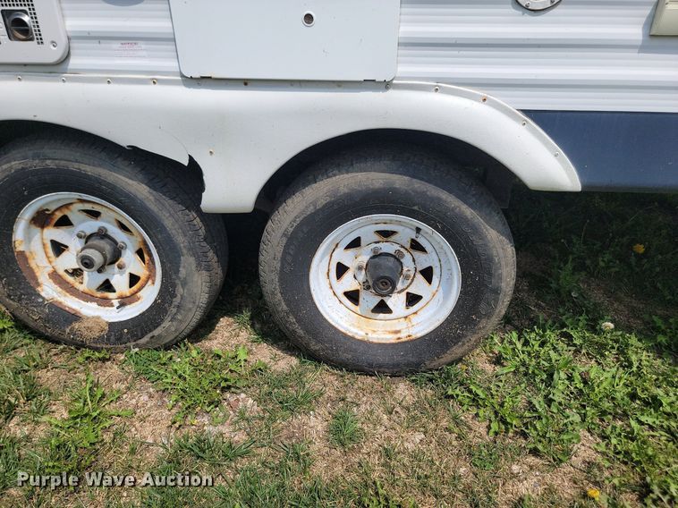 image for item LV9488 2005 Dutchmen  camper