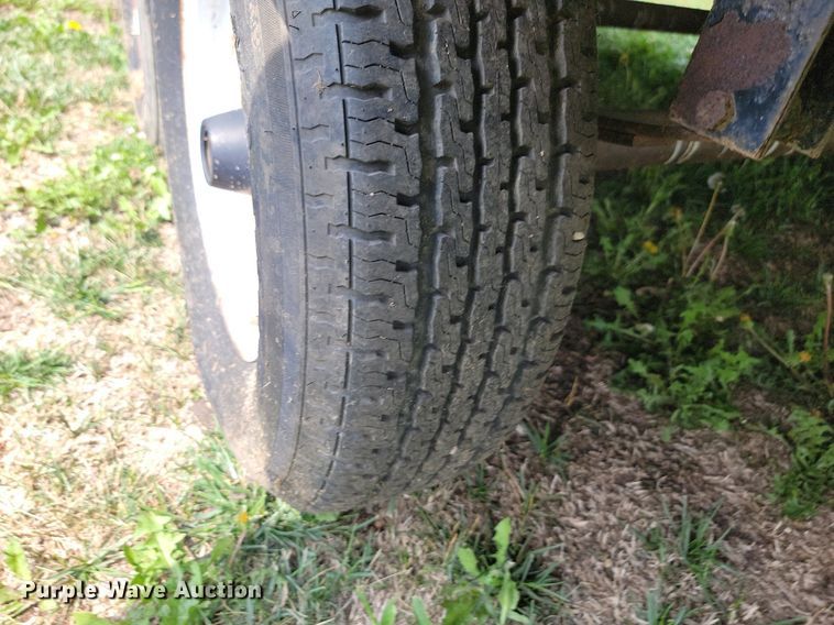 image for item LV9488 2005 Dutchmen  camper