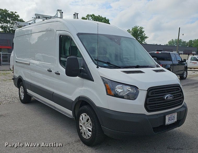 image for item LW9609 2016 Ford Transit  van